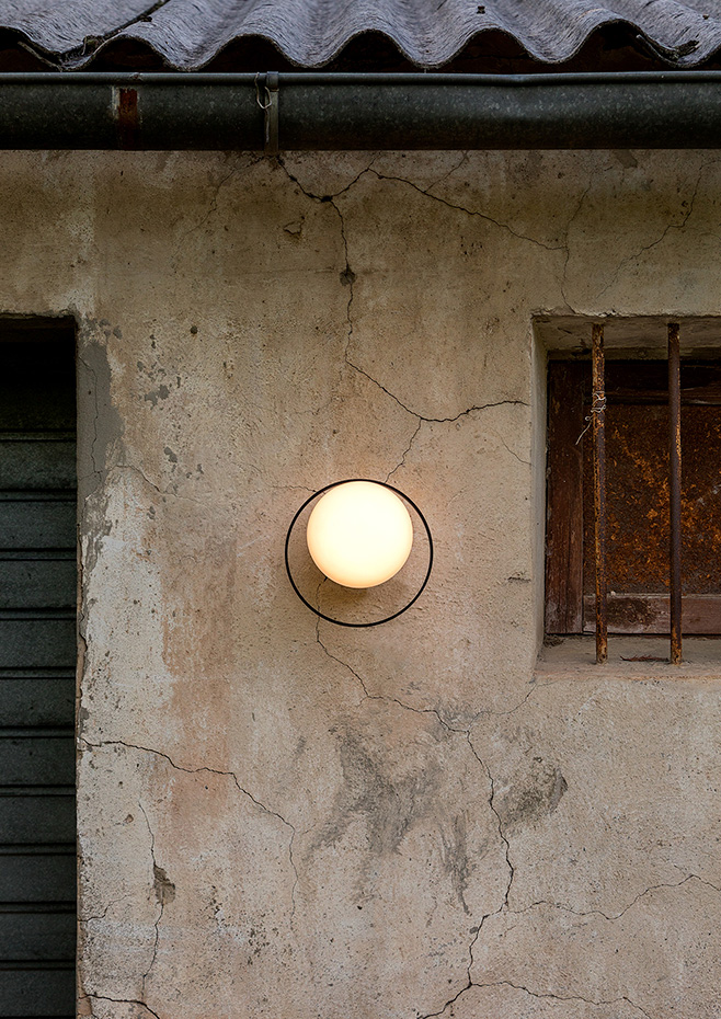 Настенный светильник (Бра) CIRC S by Estiluz