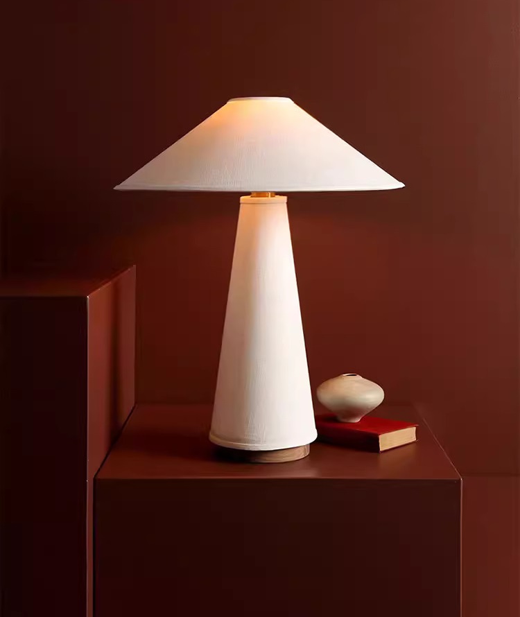 Настольная лампа ILATA by Romatti