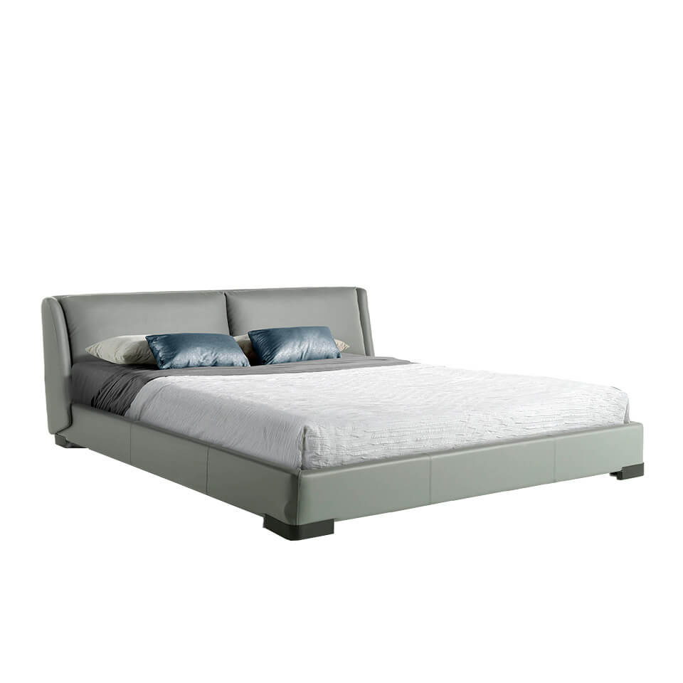 Двуспальная кровать с изголовьем A2233 /7066 искусственная кожа со стальными ножками Verbier